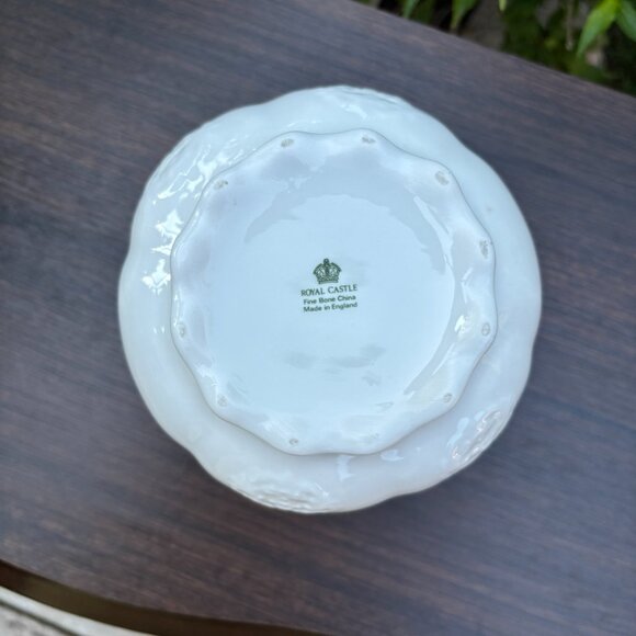 Vintage Royal Castle Bone China Floral Planter Vase Scalloped Rim Porcelain Pot - Picture 7 of 16